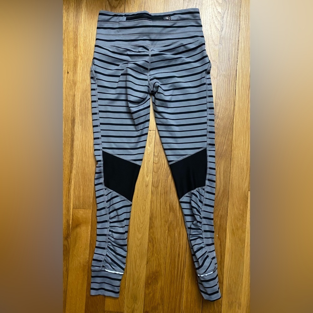 Athleta Relay Striped Tight Size XXS - Picture 4 of 9